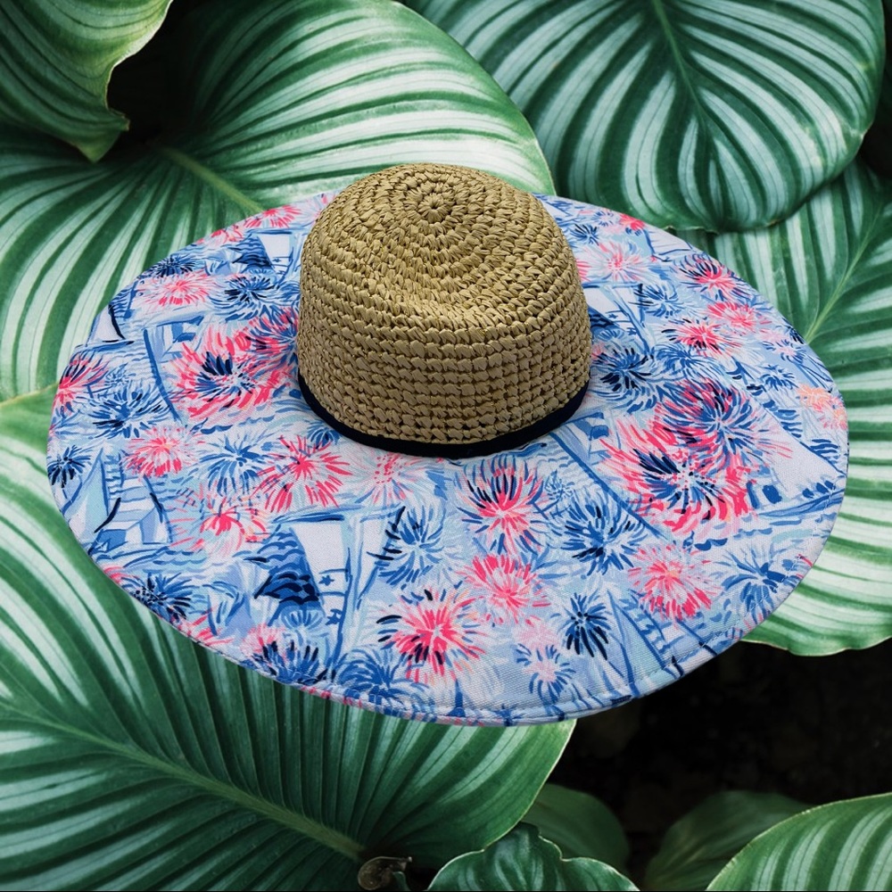 New Lilly Pulitzer Beach Hat with Tags !!🏝👙
